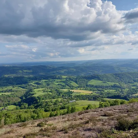 Dom wakacyjny Maison Avec Magnifique Vue Et Piscine Privative *