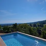 Maison Avec Magnifique Vue Et Piscine Privative