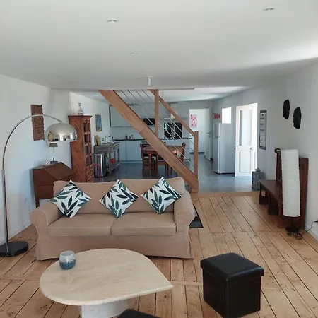Maison Avec Magnifique Vue Et Piscine Privative Saint-Felix-de-Lunel