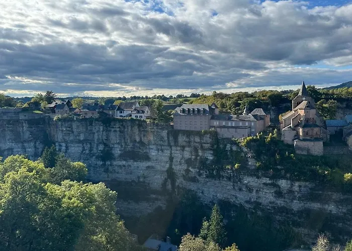 Feriehus Maison Avec Magnifique Vue Et Piscine Privative Saint-Félix-de-Lunel
